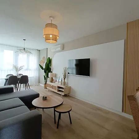Apartment El Palmeral En Apto 4 Personas Con Ac, Wifi Y Piscina